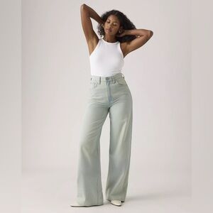 NWT Levi’s cinch baggy jeans 28x31 light denim